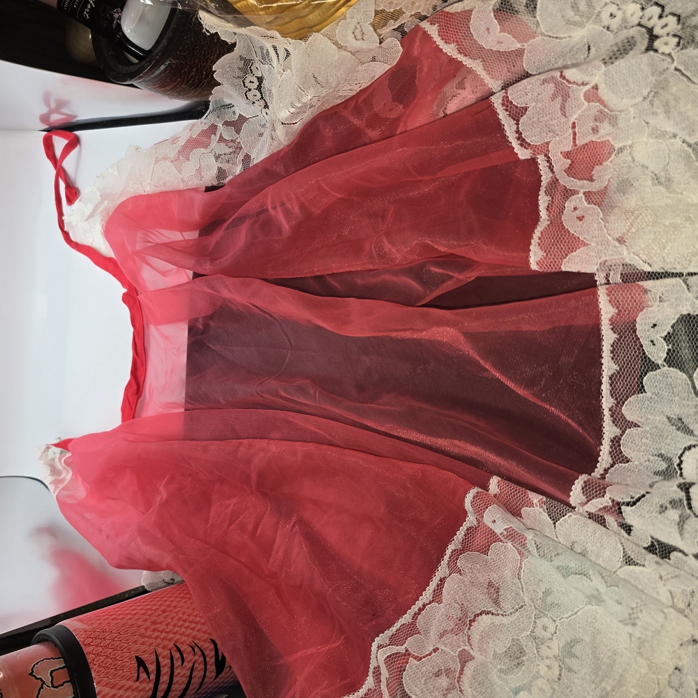 Red and White Lace Betty Dain 1960s Half Hostess  Apron